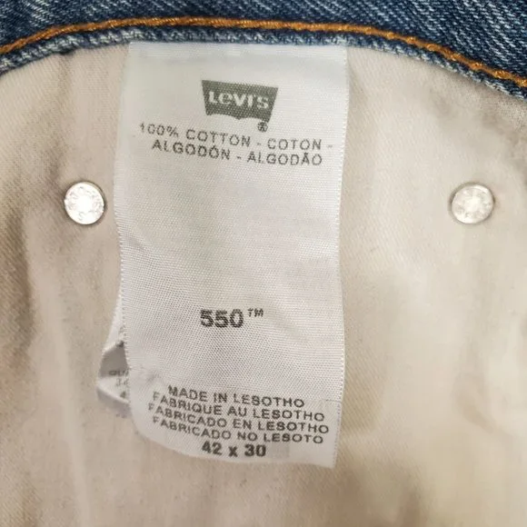 Levi's 550 Mens Size 42 x 30 Jeans Blue Denim Relaxed Tapered Leg #005504886